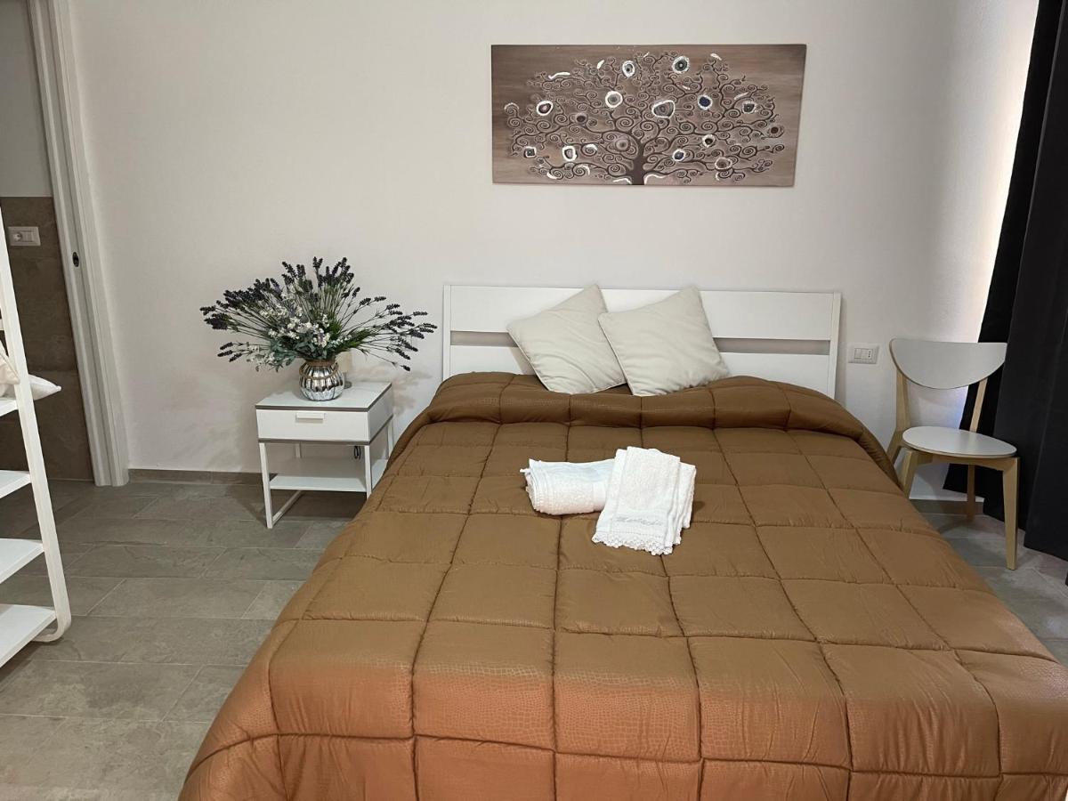 Matty'S Hotell Olbia Eksteriør bilde