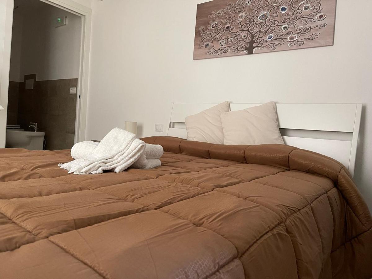 Matty'S Hotell Olbia Eksteriør bilde
