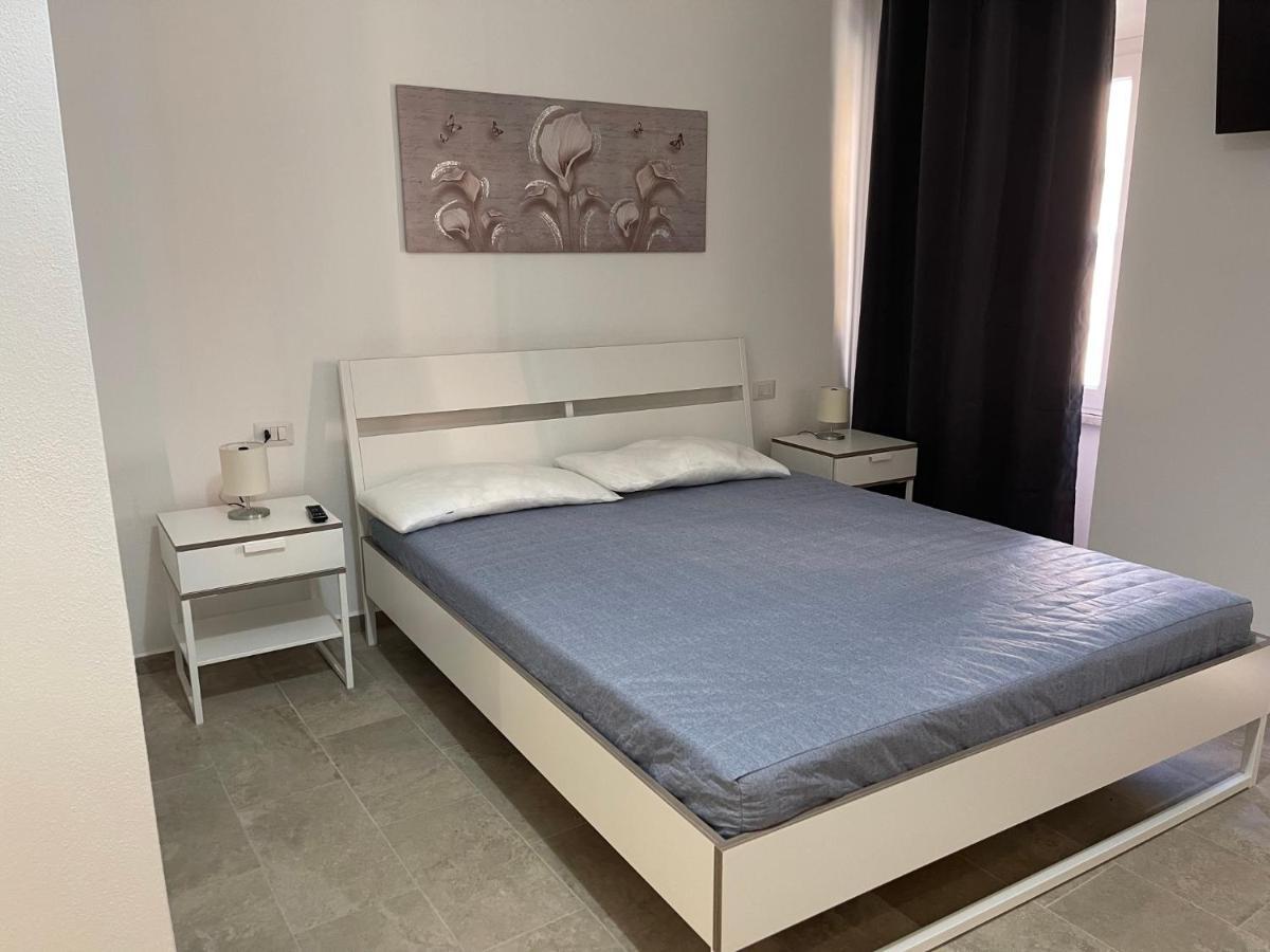 Matty'S Hotell Olbia Eksteriør bilde